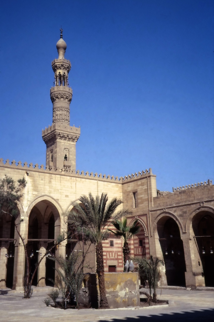 Cairo. La corte del complesso di Faraj ibn Barquq (1400-1411)