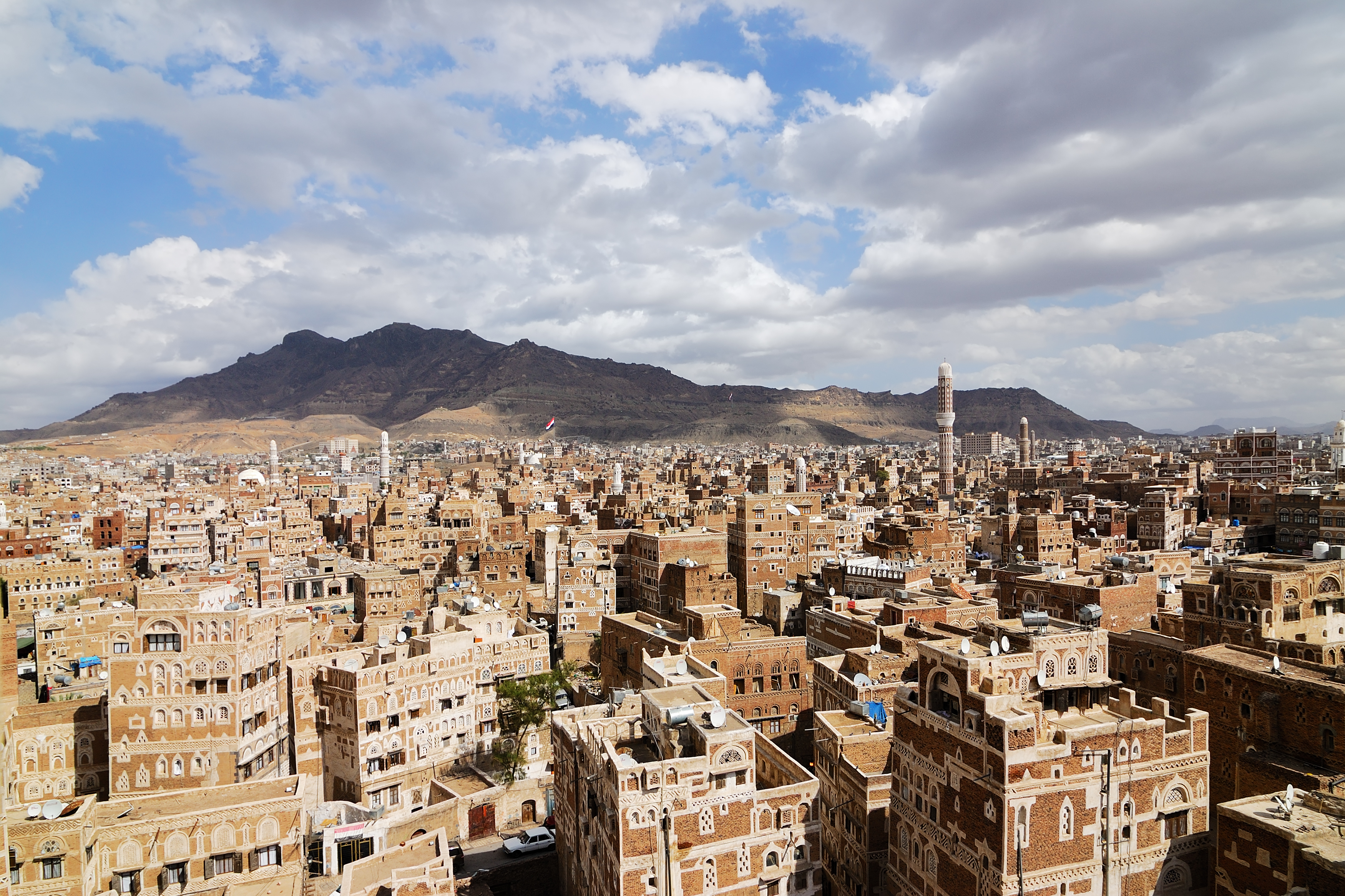 View in Sanaa [Oleg Znamenskiy-Shutterstock].jpg
